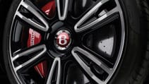 bentley_flying_spur_v8_s_carbon_brake_detail.jpg