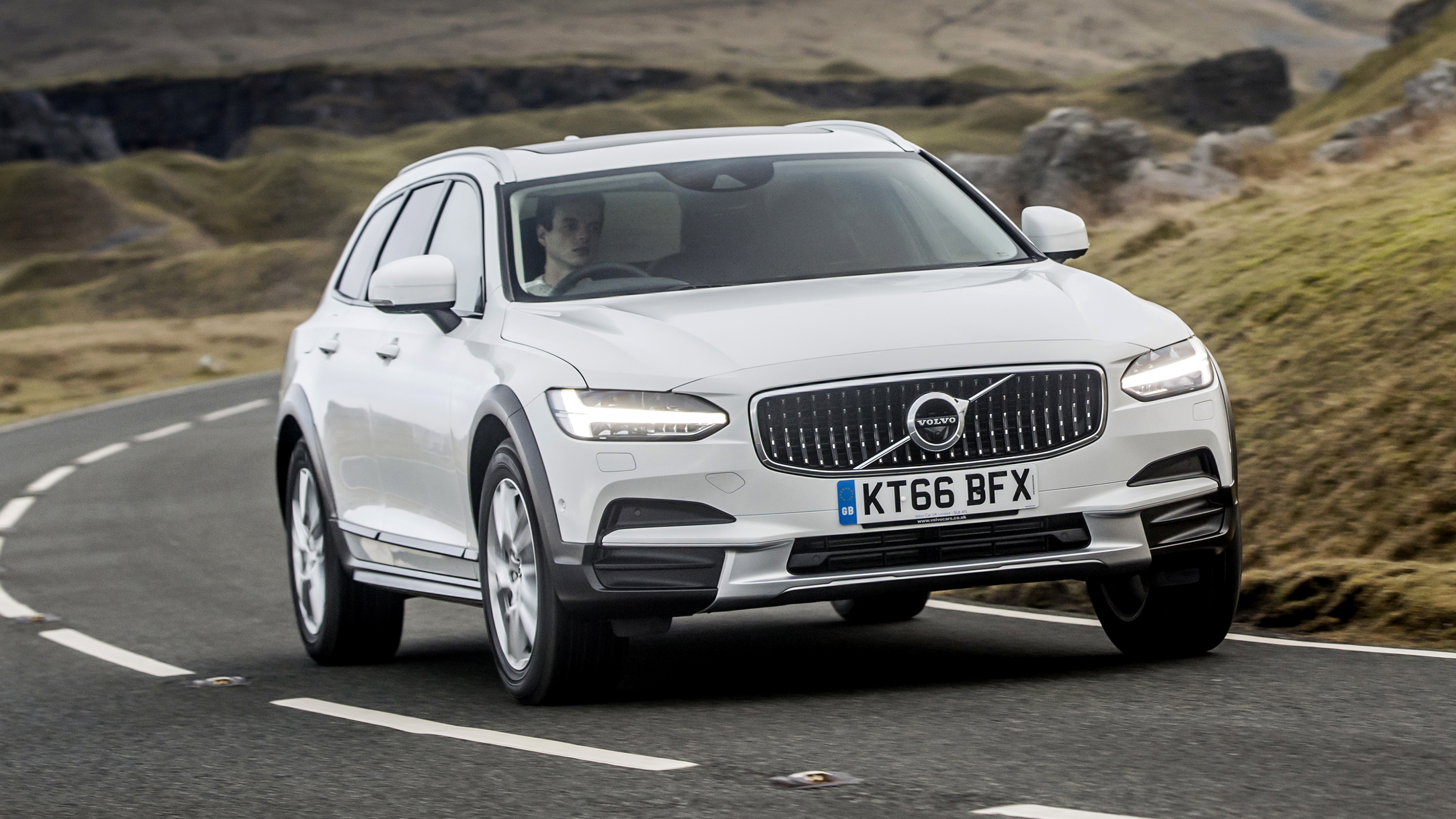 Volvo V90 Cross Country Review Coolest 90 Yet Reviews 21 Top Gear