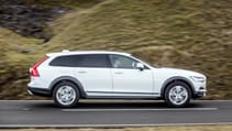 v90_d4_awd_cross_country_052.jpg