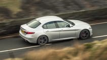 1349144_alfa_romeo_giulia_23.jpg