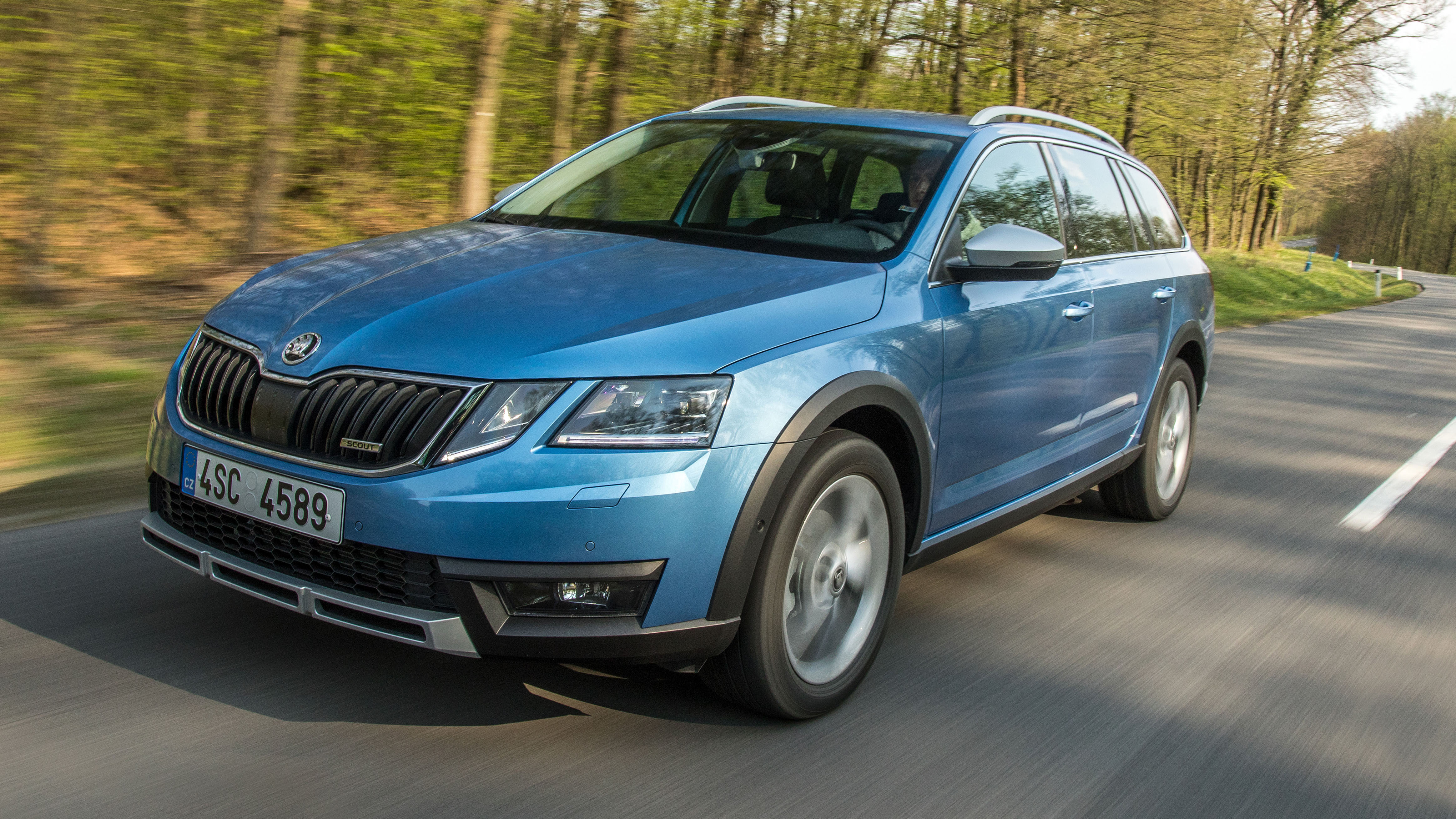 skoda_octavia_scout_04_copy.jpg