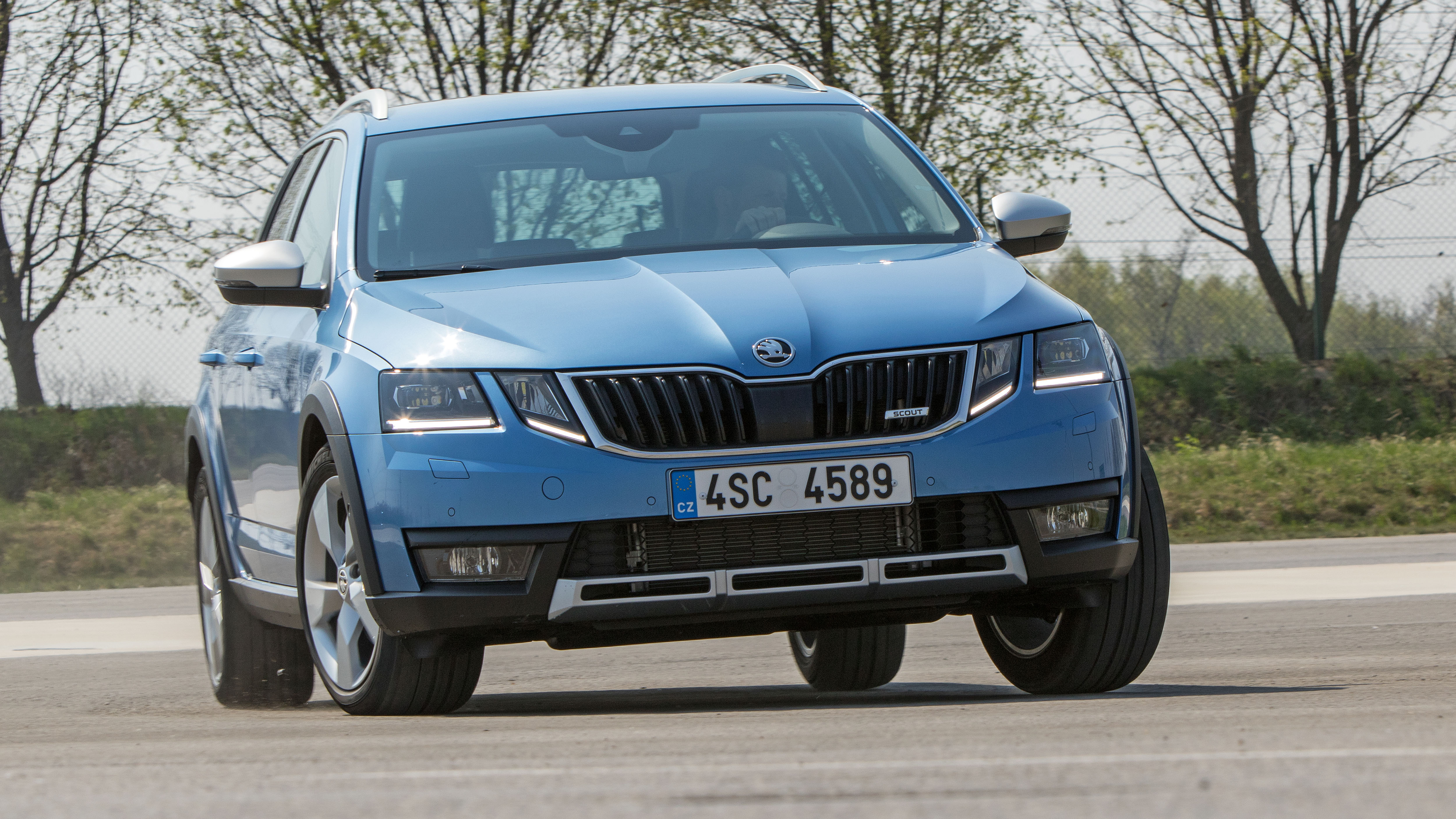 Купить шкоду полный привод. Skoda Octavia Scout 2018. Skoda Octavia Scout 4x4. Škoda Octavia Scout 2019. Шкода Скаут 2023.