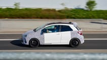 yaris_grmn_mte_dynamic_017.jpg