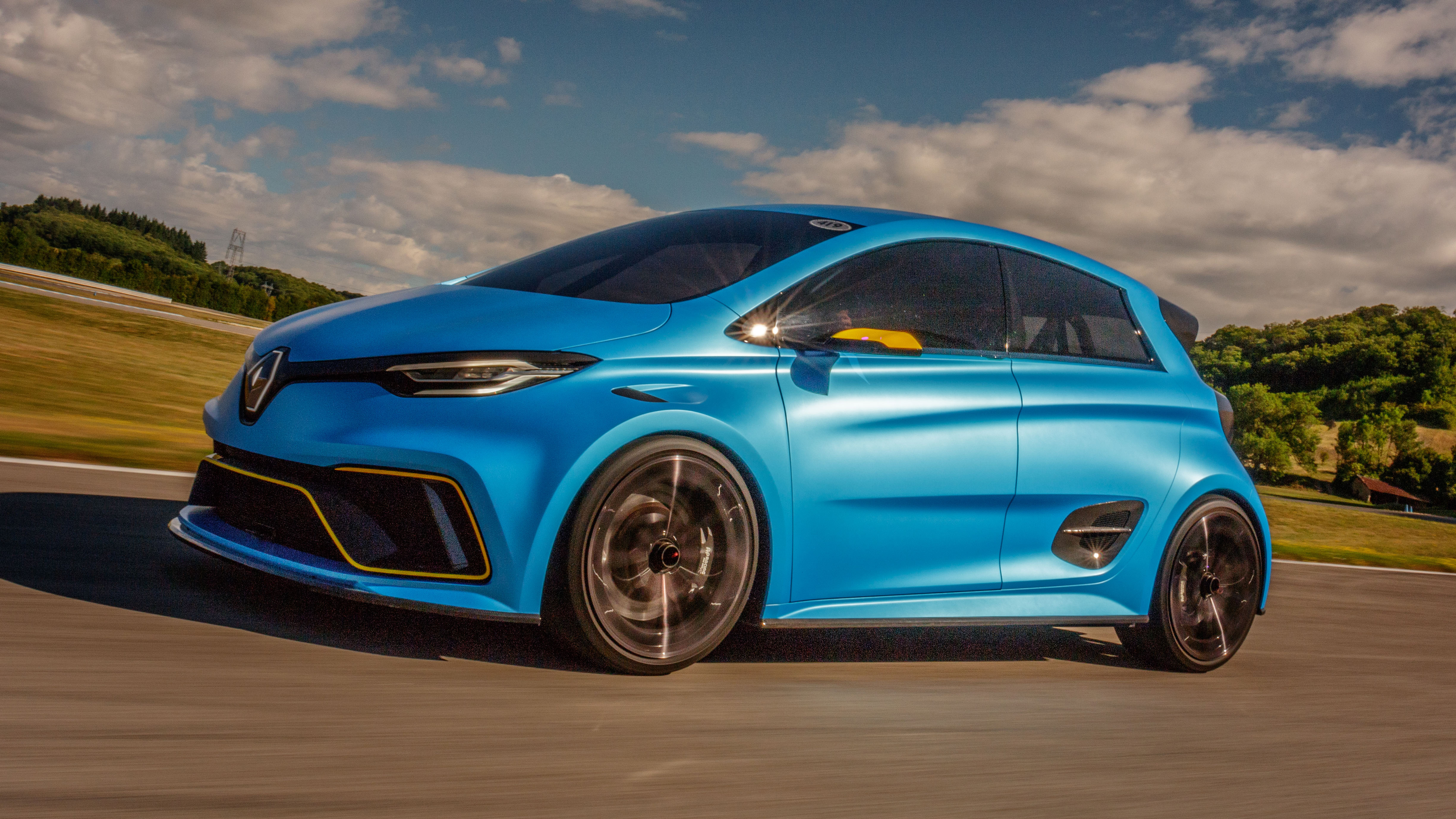 Renault Zoe e-Sport review: 460bhp supermini driven Reviews 2024