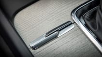 210668_volvo_xc60.jpg