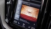 210696_volvo_xc60.jpg