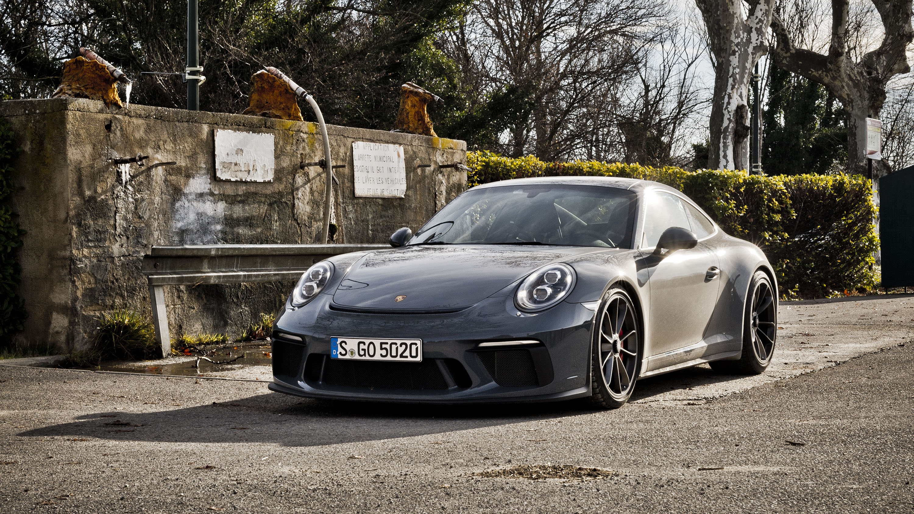 Porsche 911 GT3 Touring review wingless wonder? Top Gear