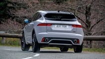 e-pace_r-dynamic_p300_borascogrey_064.jpg