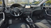 kia_ceed_shot_b04_copy.jpg