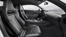 audi_r8rws_2018_madrid_coupe_weiss_interior_1.jpg