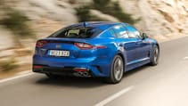 kia_stinger_blue_dynamic_21.jpg