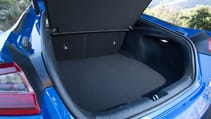 kia_stinger_blue_details_33.jpg
