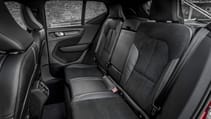 220227_volvo_xc40.jpg