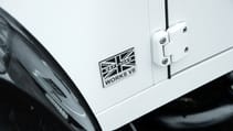 lr_defender_90_works_v8_007.jpg