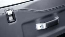 lr_defender_90_works_v8_034.jpg