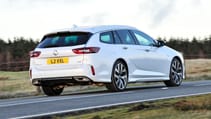 insignia_gsi_sports_tourer_7.jpg