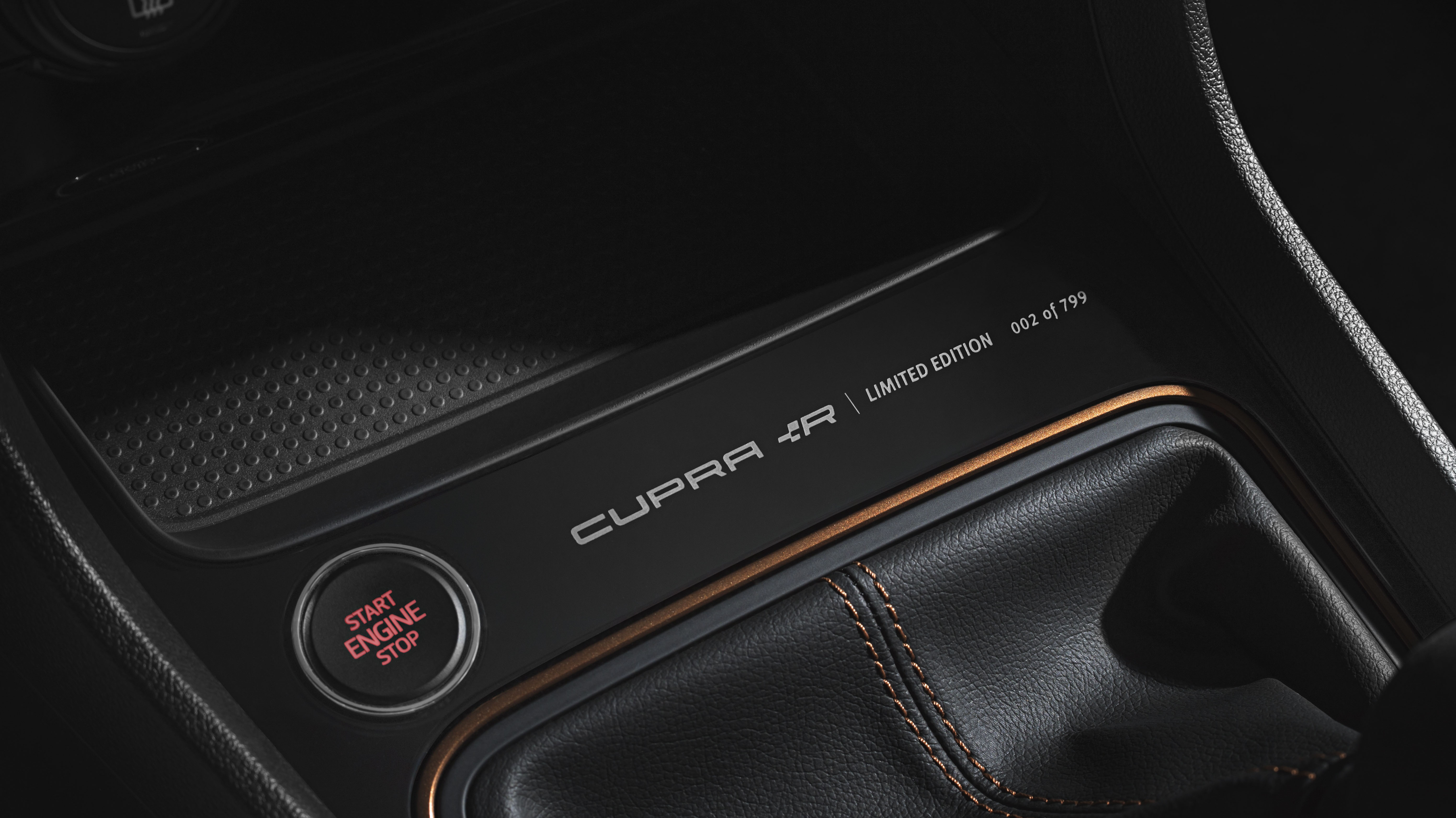 new_seat_leon_cupra_r_031h.jpg