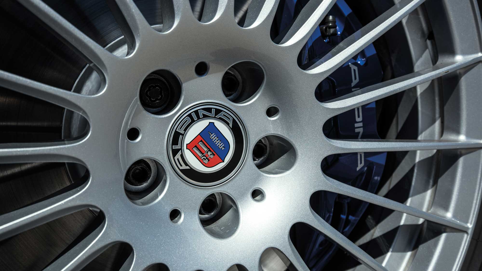 2017_06_bmw_alpina_b5_biturbo_saloon_14.jpg