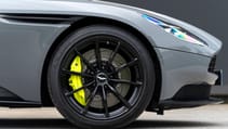 aston_martin_db11_amr_china_grey_23915.jpg