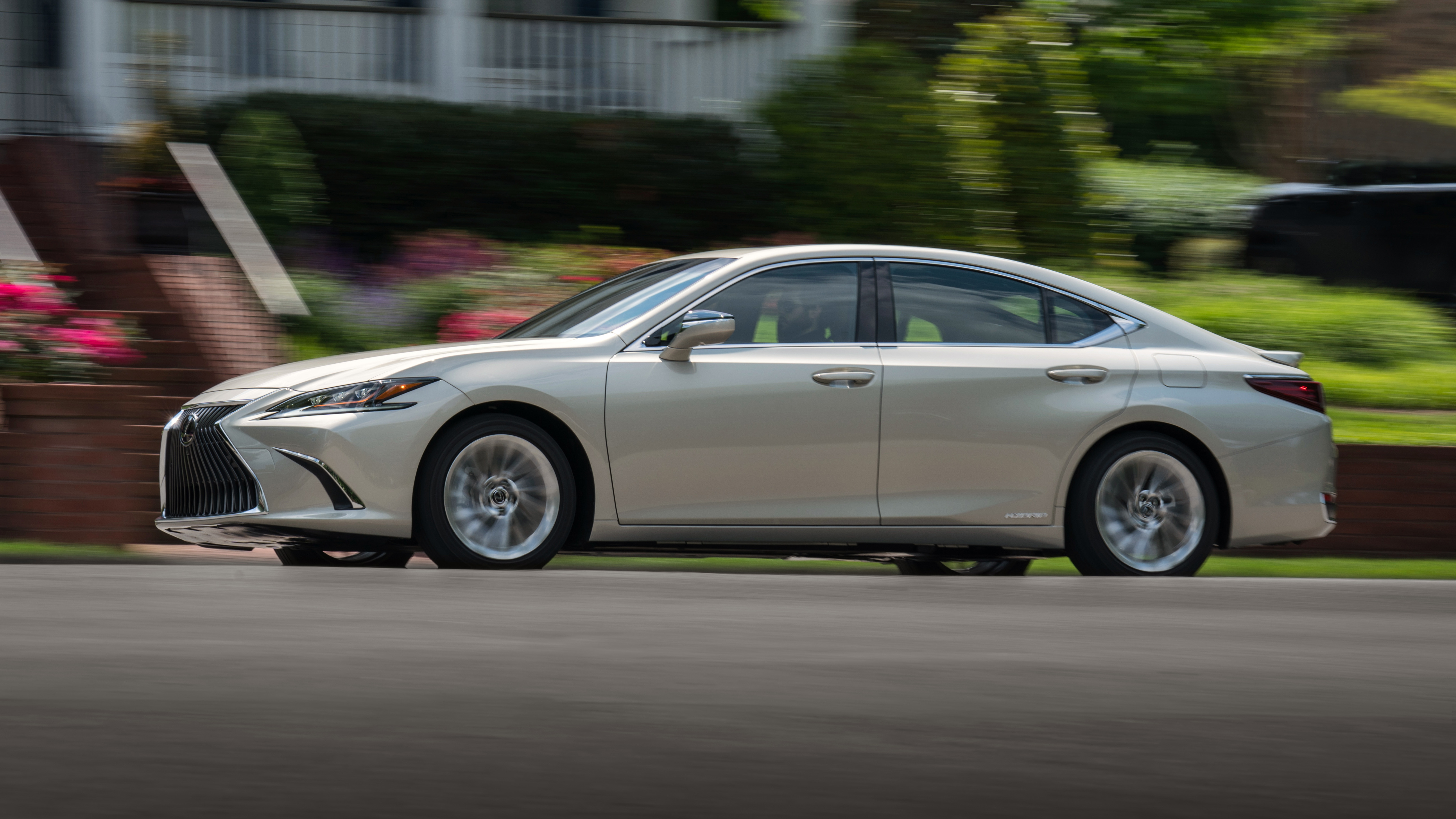 hv_lexus_es_300h_ice_ecru26.jpg