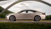 hv_lexus_es_300h_ice_ecru7.jpg