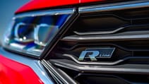t-roc_r-line-19427.jpg