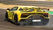 lamborghini_aventador_svj_yellow_track_24.jpg