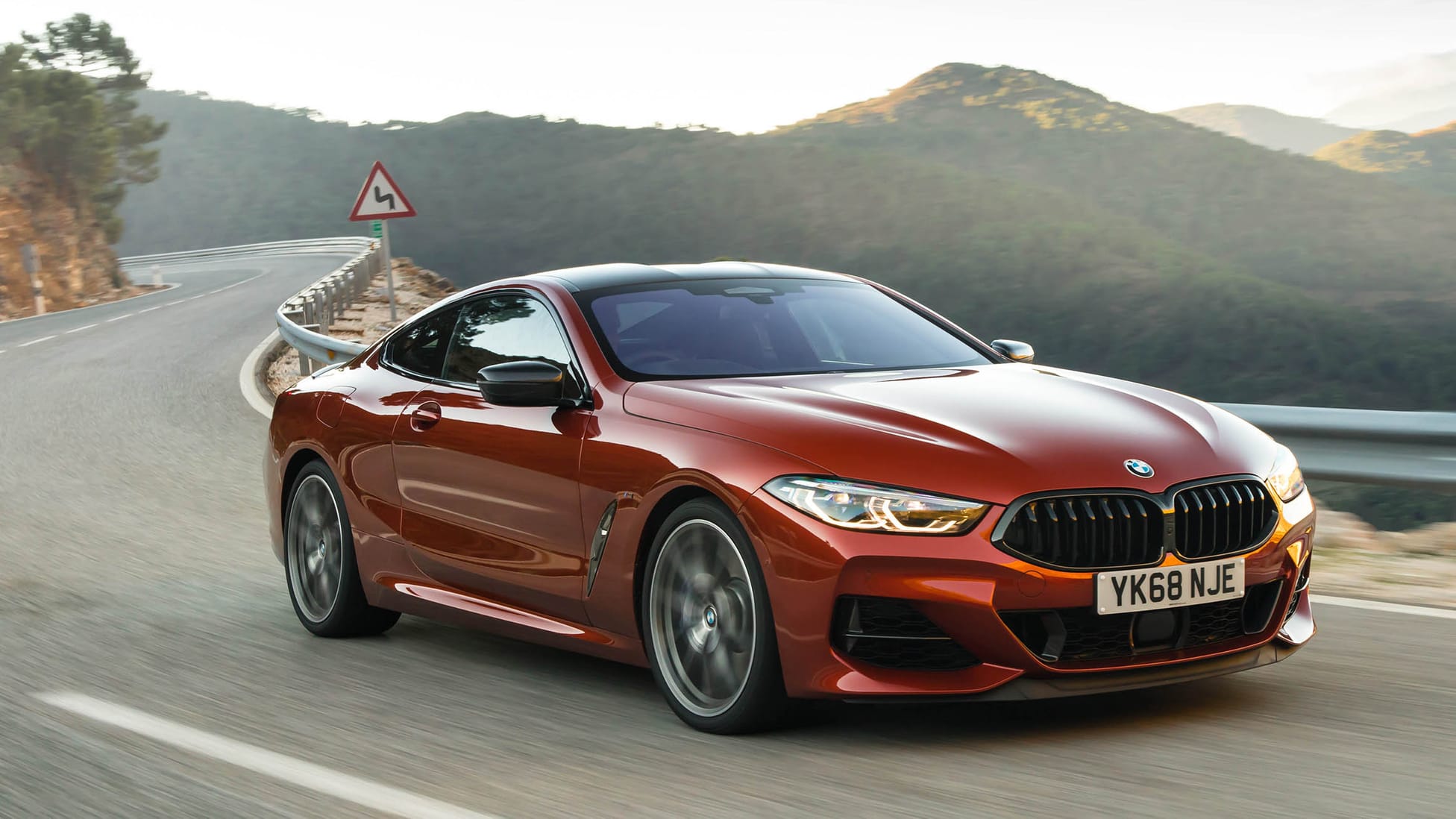 BMW M850i xDrive review: what kind of car is it trying to be? Reviews ...