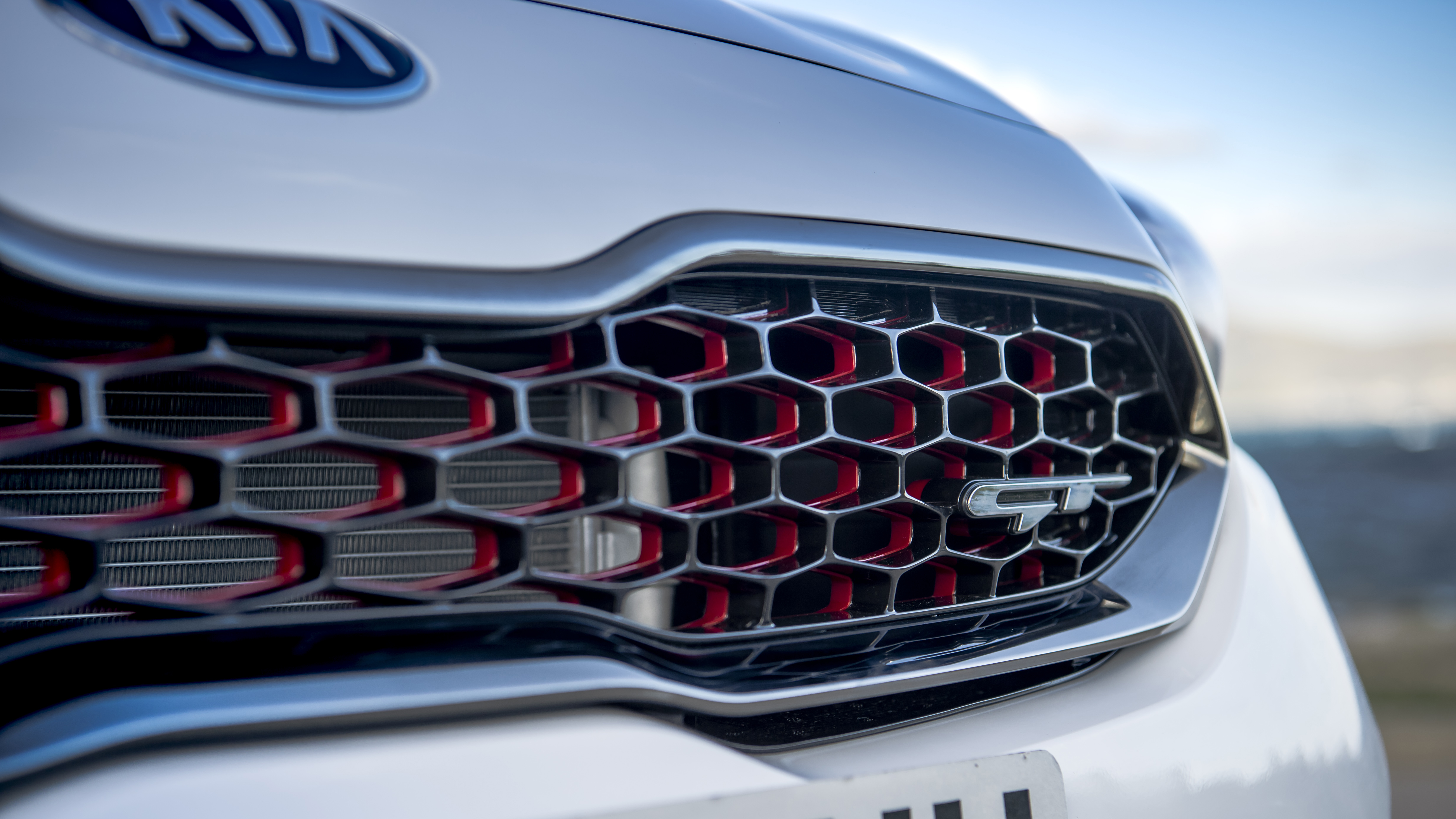 Kia Proceed GT and Ceed GT review: 201bhp hot hatch twins tested Reviews  2024