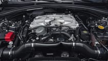 20my_rr_velar_svade_mediadrive_details_029.jpg