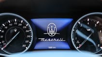 maserati_levante_trofeo_interior_9.jpg