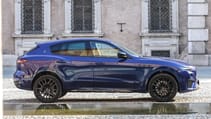 maserati_levante_trofeo_static_piazza_roma_modena_17.jpg