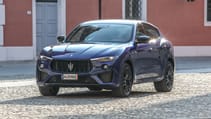 maserati_levante_trofeo_static_piazza_roma_modena_21.jpg