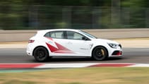 megane_trophy_r_zolder_images_27.jpg
