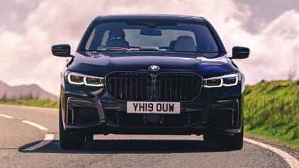 BMW 750i review: V8 turbo limo tested in the UK Reviews 2025 | Top Gear