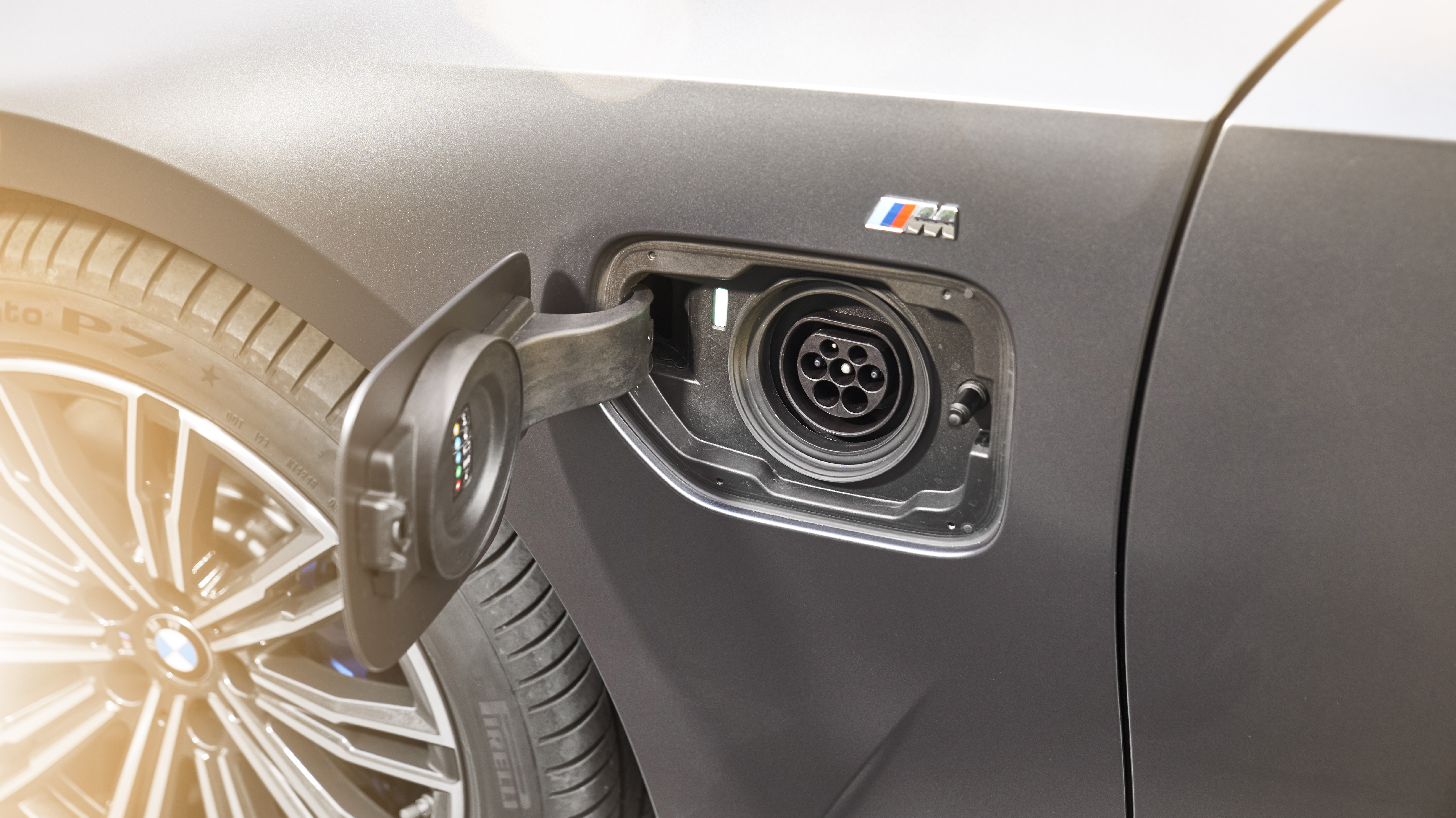 BMW 330e review plug in hybrid 3 Series driven Reviews 2025 Top Gear