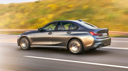 BMW 330e review: plug-in hybrid 3 Series driven Reviews 2025 | Top Gear