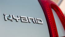 1841059_200108_fiat-500-hybrid_08.jpg