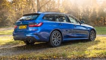 topgear_-_drives_-_a4_allroad-discoverysport-320d_xdrive_-045.jpg