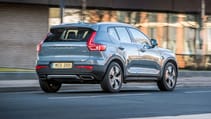 263992_volvo_xc40_recharge_plug-in_hybrid.jpg