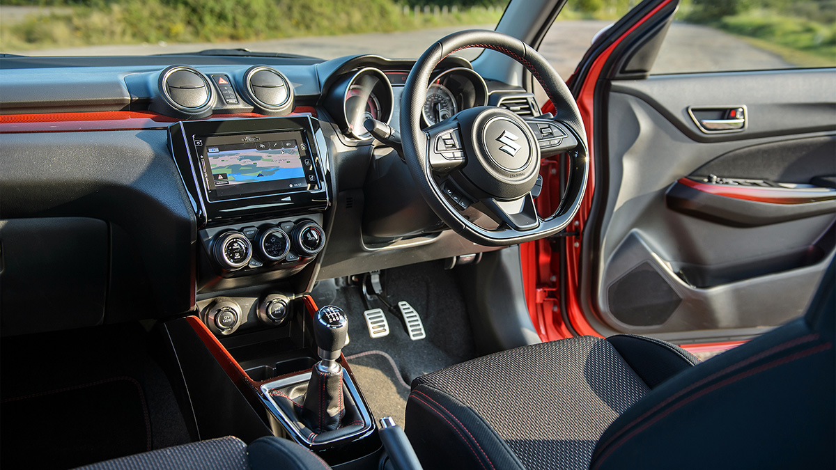 suzuki_swift_sport_interior.jpg
