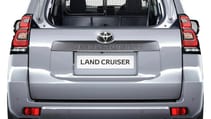 toyota-landcruiser-commercial-exterior-002-full_tcm-3060-1324843.jpg