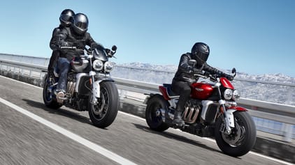 Triumph Rocket R review: does a crazy 2,500cc bike work? Reviews 2025 ...