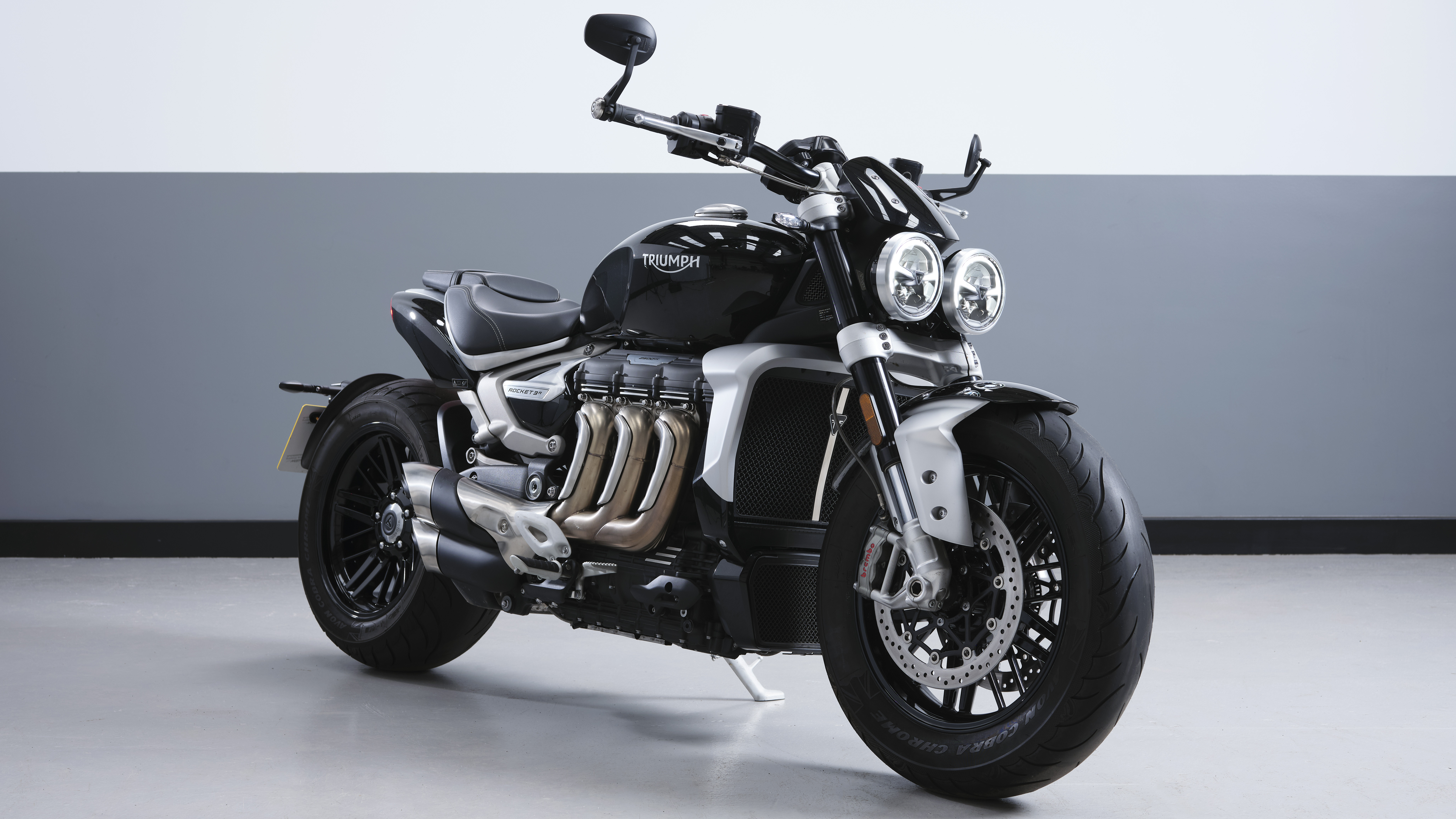 Triumph Rocket R review: does a crazy 2,500cc bike work? Reviews 2024