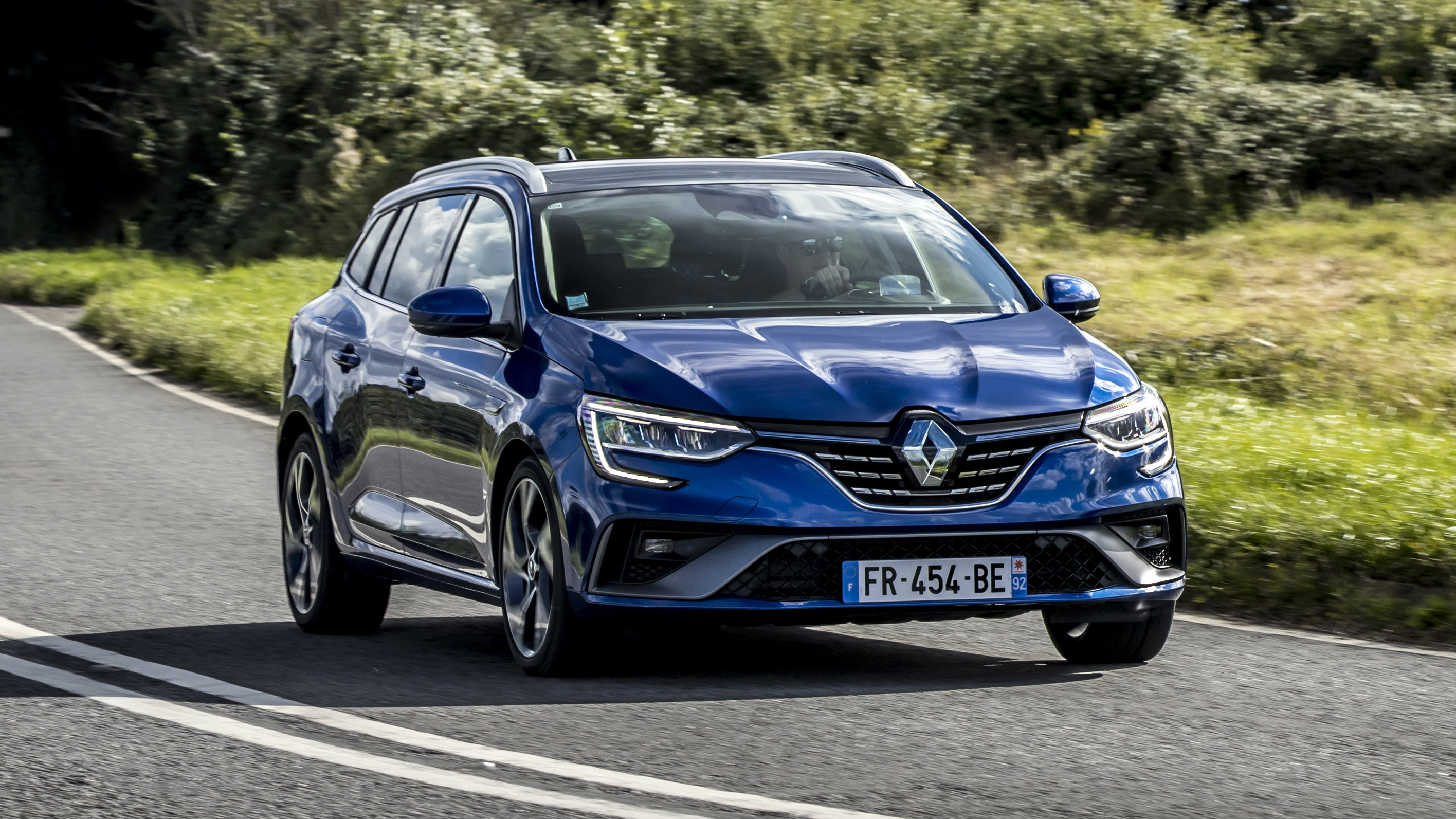 Renault megane plug in hybrid price online