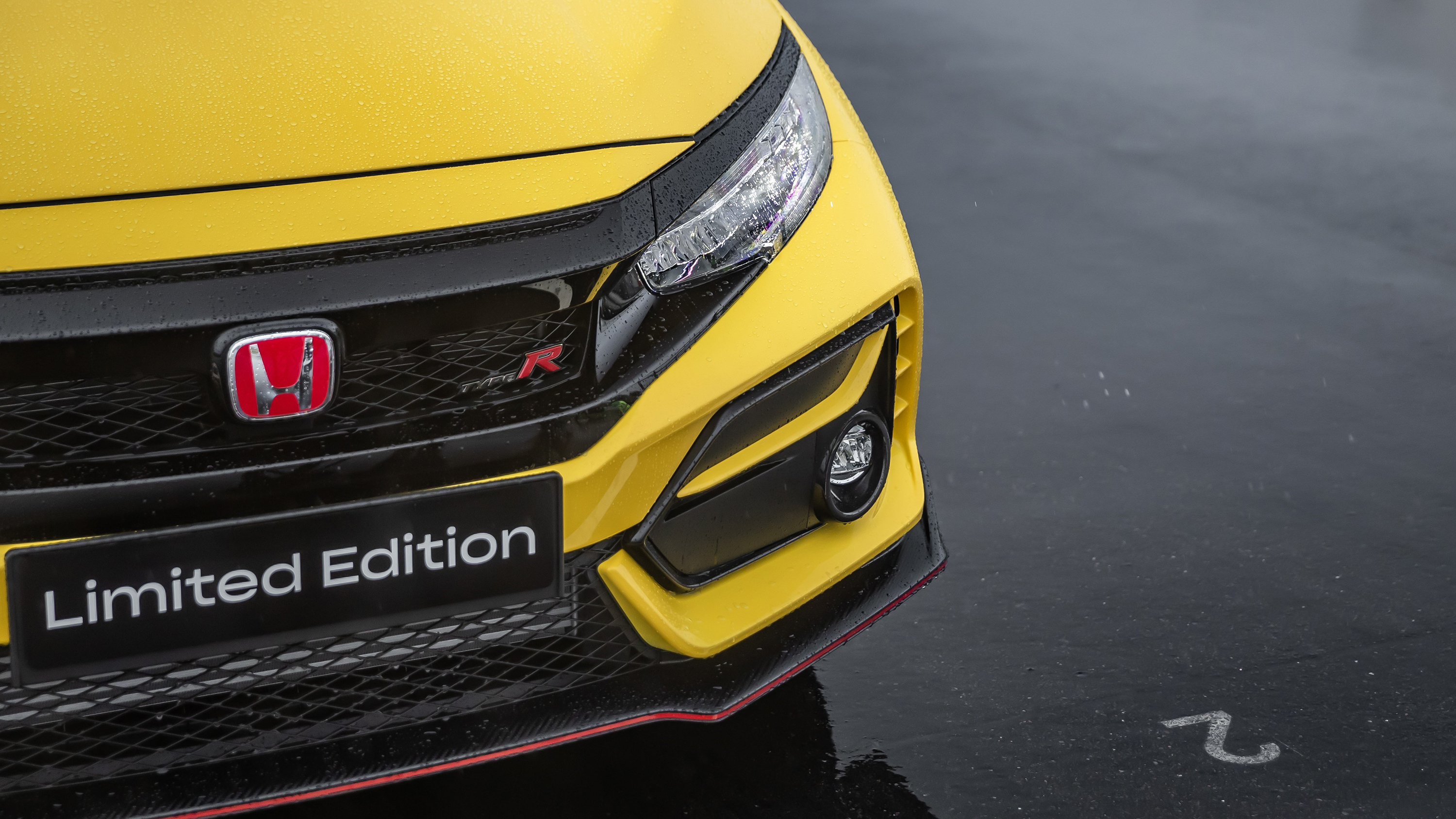 Honda Civic Type R Review Madcap Limited Edition Driven Reviews 21 Top Gear