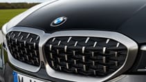 p90373346_highres_the-new-bmw-m340i-xd.jpg