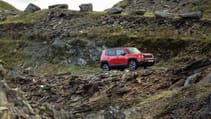 jeep_renegade_trailhawk_4xe_front34_static_offroad.jpg