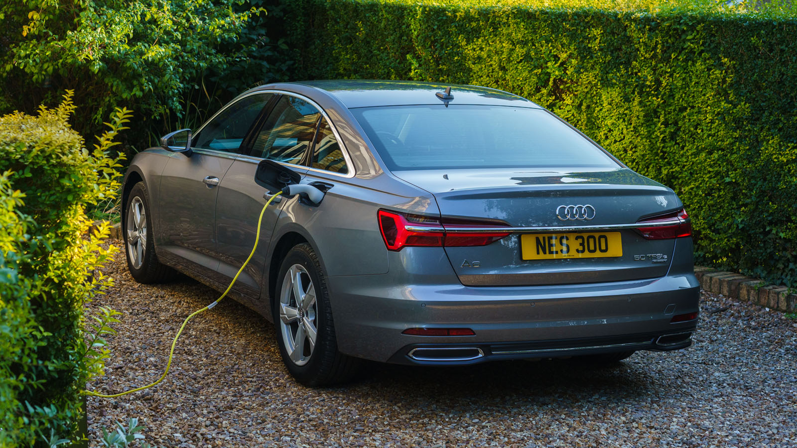 Audi a6 avant store plug in hybrid