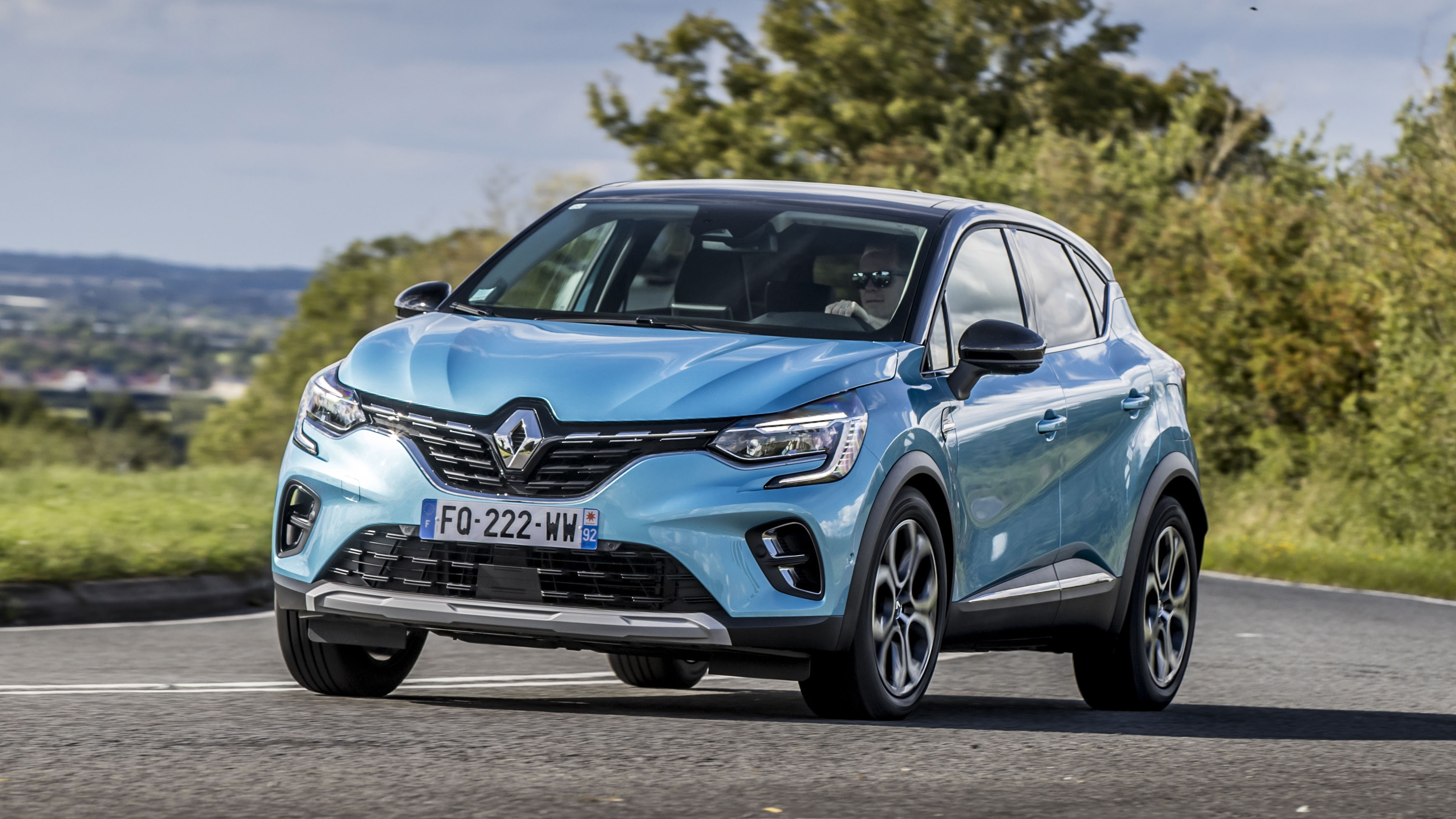 Renault Captur E Tech review the F1 inspired PHEV crossover